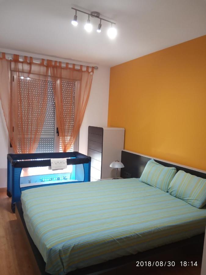 Apartamento Los Lirios לוגרוניו מראה חיצוני תמונה