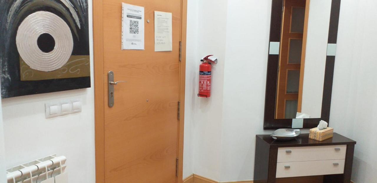 Apartamento Los Lirios לוגרוניו מראה חיצוני תמונה