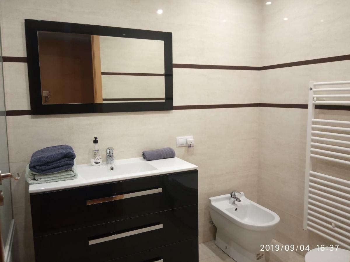 Apartamento Los Lirios לוגרוניו מראה חיצוני תמונה